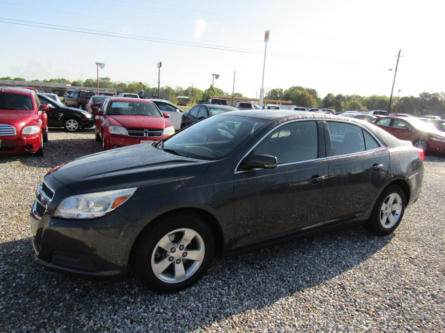 2013 Gray /Gray Chevrolet Malibu 1LT (1G11C5SA8DF) with an 2.5L L4 DOHC 16V engine, Automatic transmission, located at 15016 S Hwy 231, Midland City, AL, 36350, (334) 983-3001, 31.306210, -85.495277 - Photo#2